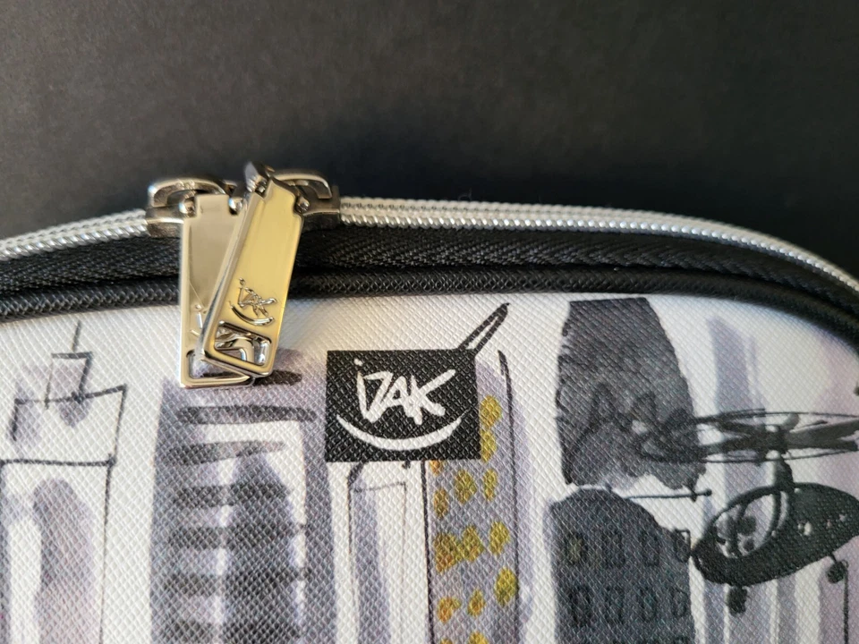 IZAK «Я в настроении Нью-Йорка» моды акварель девочка собаки косметический путешествий сумка  - Изображение 3 из 4