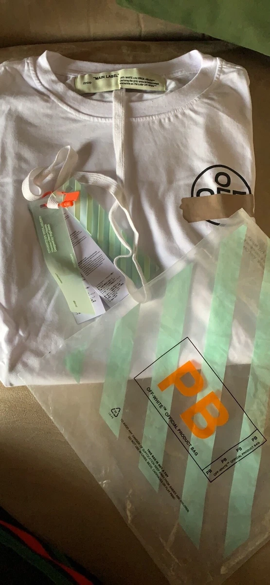 Vendo T Shirt Off White colore bianca MAI UTILIZZATA con