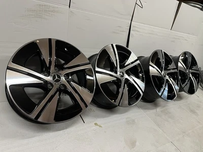Original Mercedes W447 Vito V-Klasse 17" Felgen NEU A4484011400 A4474017700 - Bild 1 von 4
