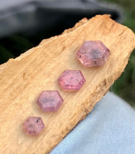 3.5ct Natural Trapiche Corundum Lot Rare Hexagon Pink Crystals from Afghanistan - Picture 3 of 8