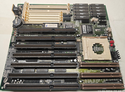 Socket 3 *EDO* SET PCChips M912 v 1.7 Motherboard & 16 MB RAM + BONUS