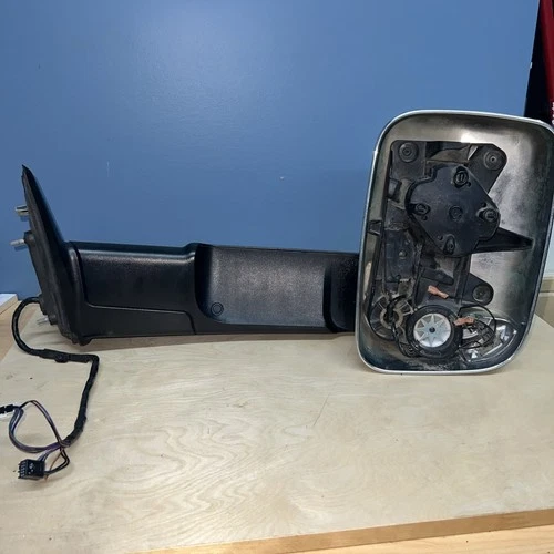 2019-2021 Dodge Ram 2500 Passenger Side RH Power Tow Mirror 