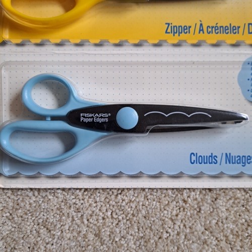 Set Of 3 Fiskars Paper Edgers Scrap-booking Scissors Colonial Zipper Clouds - Picture 4 of 9