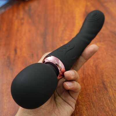 vibromasseur rabbit brighty Vibromasseur : les meilleurs vibros pour femme & couple main image 0