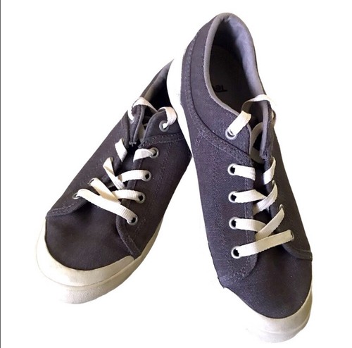 teva freewheel canvas