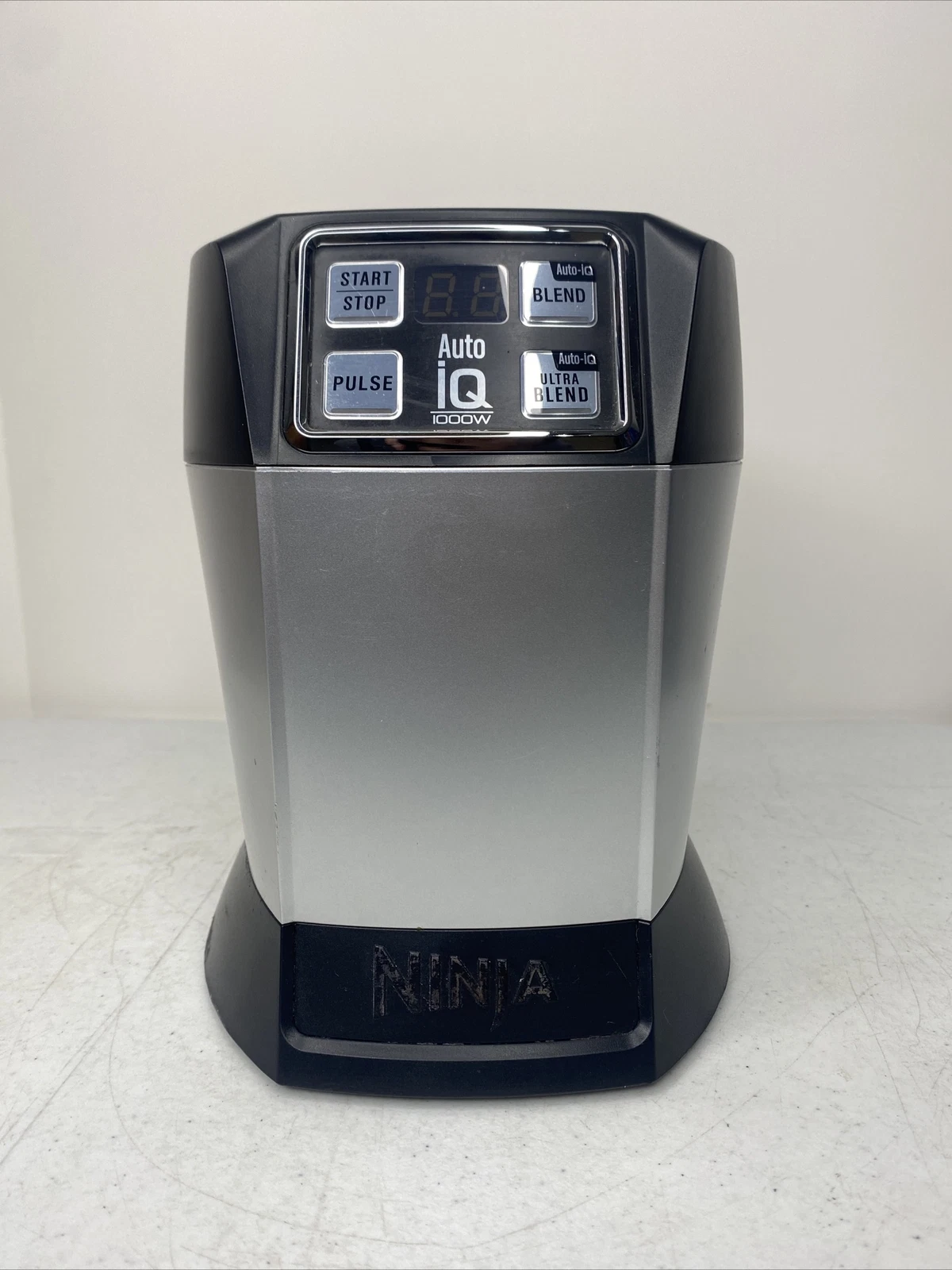 Nutri Ninja Pro Model BL482 70 Auto-Iq Blender 1000W Black/Silver Base Blender