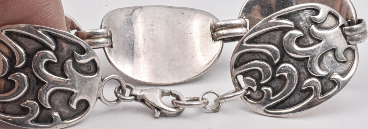 Authentic Signed Sterling Silver SIPADA Oval embo… - image 3