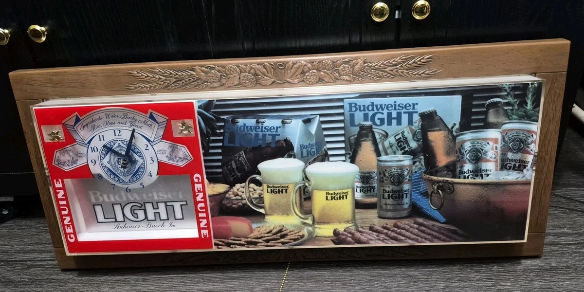 81年　バドワイザー　ライトアップ　看板　時計　クロック　バーランプ ガレージ Budweiser Light Clock In Collectible Budweiser Signs & Tins for