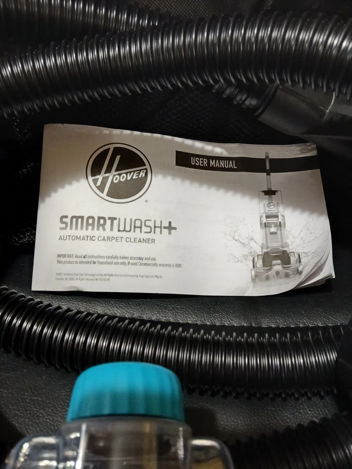 Tanque de solução Hoover Smart Wash mangueira e acessórios novo na bolsa - Imagem 4 de 4