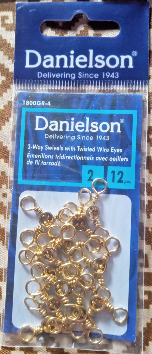 DANIELSON Fishing Lot of (10) Items - Rod Racks/Poppers/ 3-Way & Barrel Swivels - Image 5
