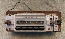 65 1965 Olds Cutlass F-85 442 Factory Stock Am Radio Dash Unknown Missing Knobs 65 1965 Olds Cutlass F-85 442 Factory Stock Am Radio Dash Unknown Missing Knobs
