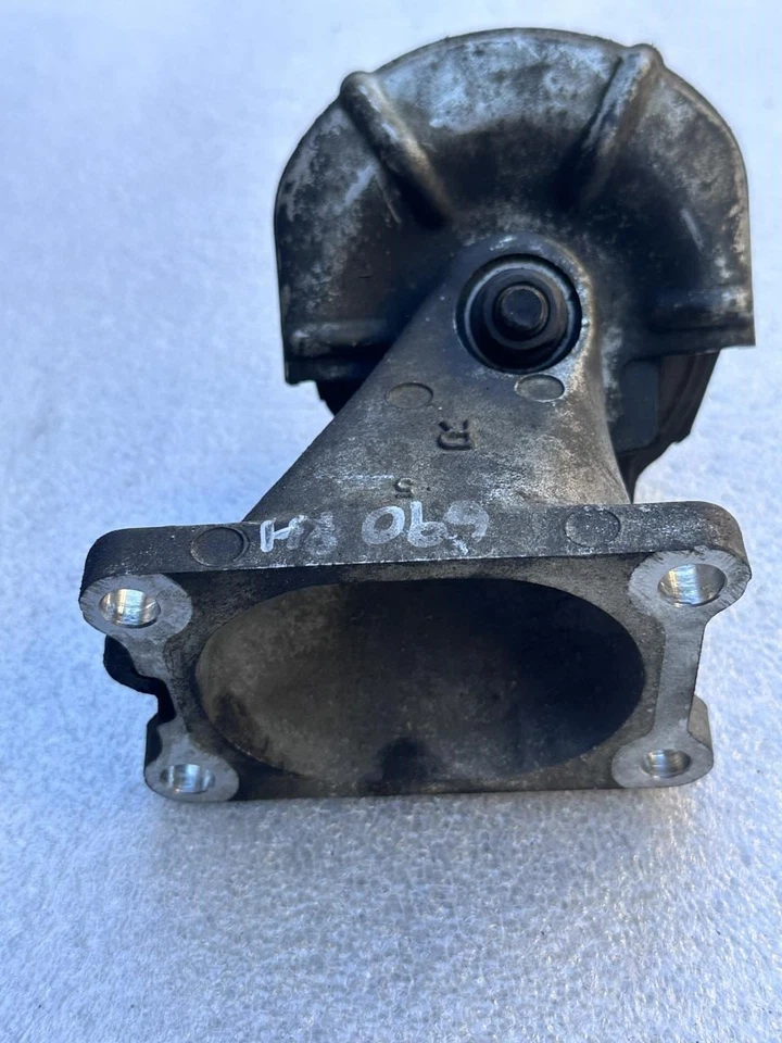 1998 1999 2000 LEXUS LS400 ПРАВОСТОРОННЕЕ КРЕПЛЕНИЕ ДВИГАТЕЛЯ СО СТОРОНЫ ПАССАЖИРА - Изображение 3 из 4