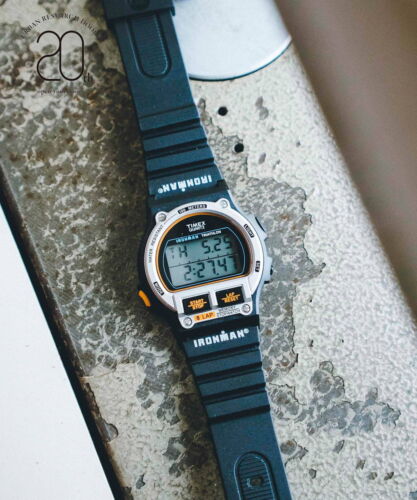 TIMEX × PUERTAS 20º IRONMAN 8LAP 90s TW5M57600 Modelo Especial Plateado Negro Raro - Imagen 5 de 16