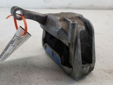09-18 Volkswagen Tiguan OEM Front Passenger Engine Mount Insulator FWD 5N0199262