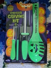Pumpkin Pro Halloween Pumpkin Colossal Carving Kit Set w/ 6 Stencils Green New