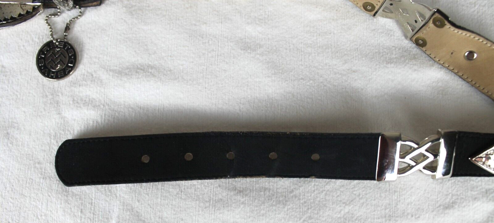 Streets Ahead Black Leather Belt Silver Aztec Logo Metal Tag Size Small 1653