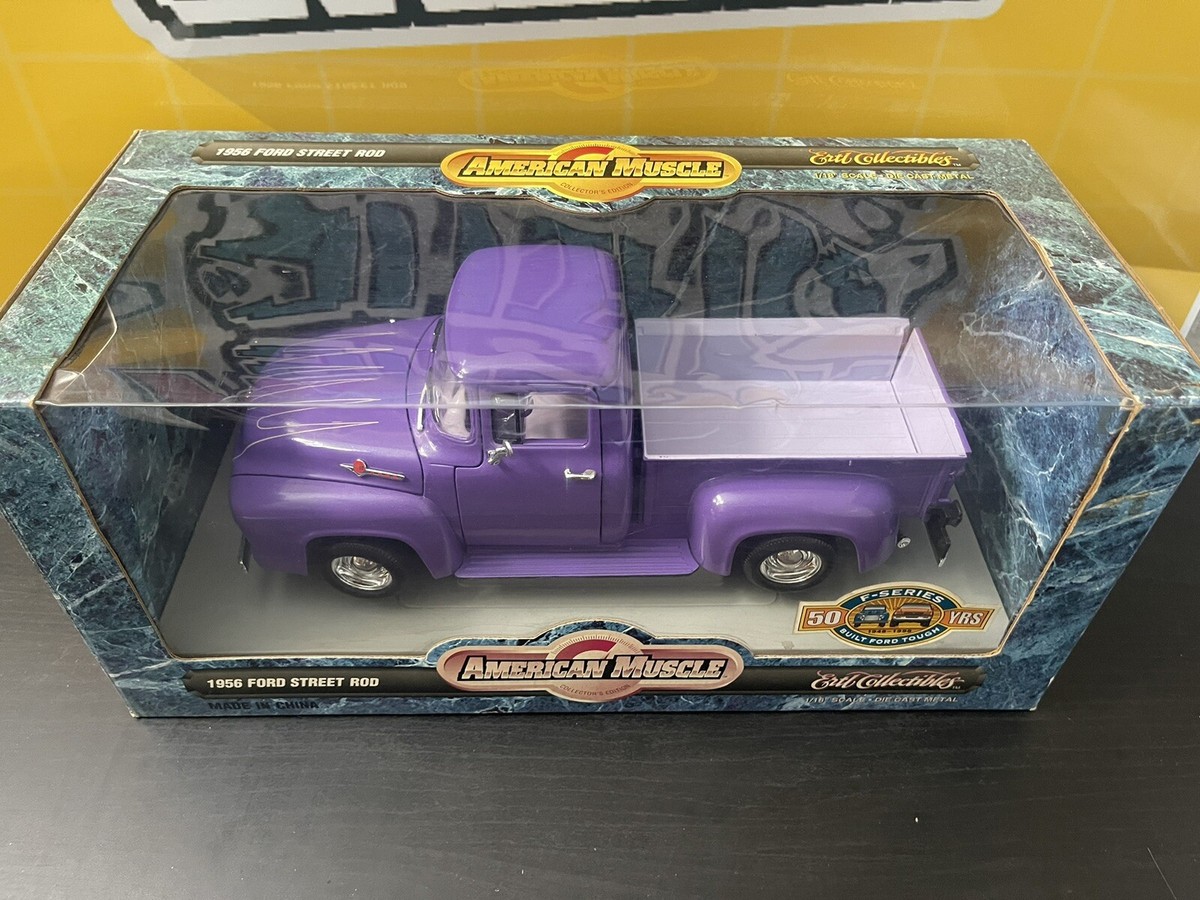 1/18ミニカー　FORD STREET ROD 1956 1956 Ford F100 Pickup Street Rod 1 18th American Muscle by