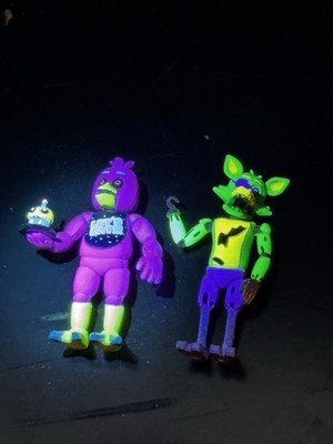 Five Nights At Freddy's Funko 2.25  Blacklight Chica & Foxy Mini Figure FNAF