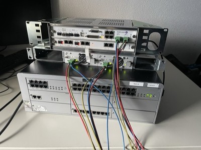 Alcatel Lucent OmniPCX Enterprise L Telefonanlage + Module + Leistungsmodul 