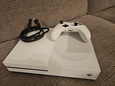 Microsoft Xbox Series S White 512GB Console Wi-Fi HDMI w/ Controller & Cableread