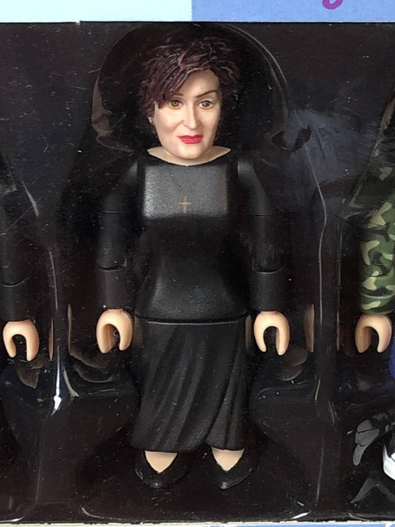 Smiti Osbourne Family オズボーンファミリー フィギュア 2002 Smiti Playsets Mini Figure THE OSBOURNE FAMILY Ozzy