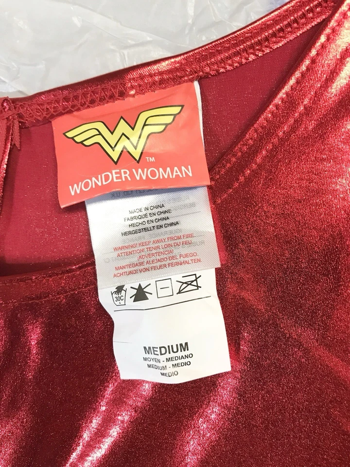 Delicioso Disfraz Rubíes Mujer Maravilla Adulto Talla Mediana 6-10 Foto 3 de 4