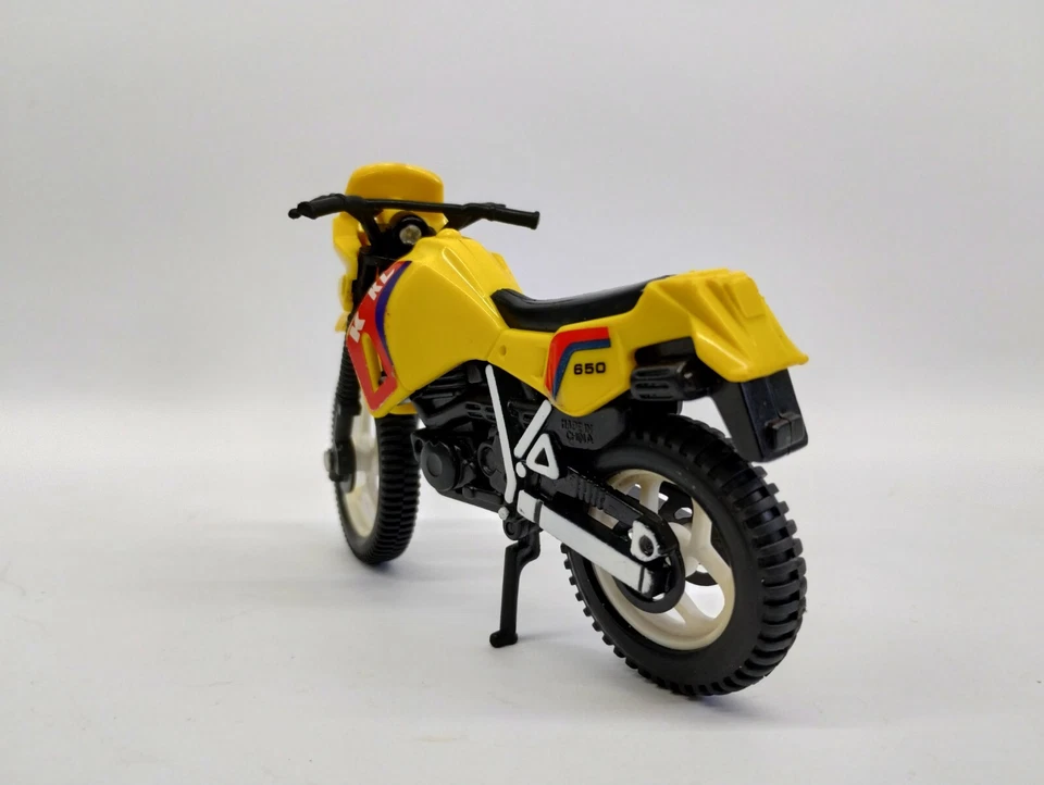 Motocicleta Kawasaki Gozan KLR 650 de colección Foto 2 de 4