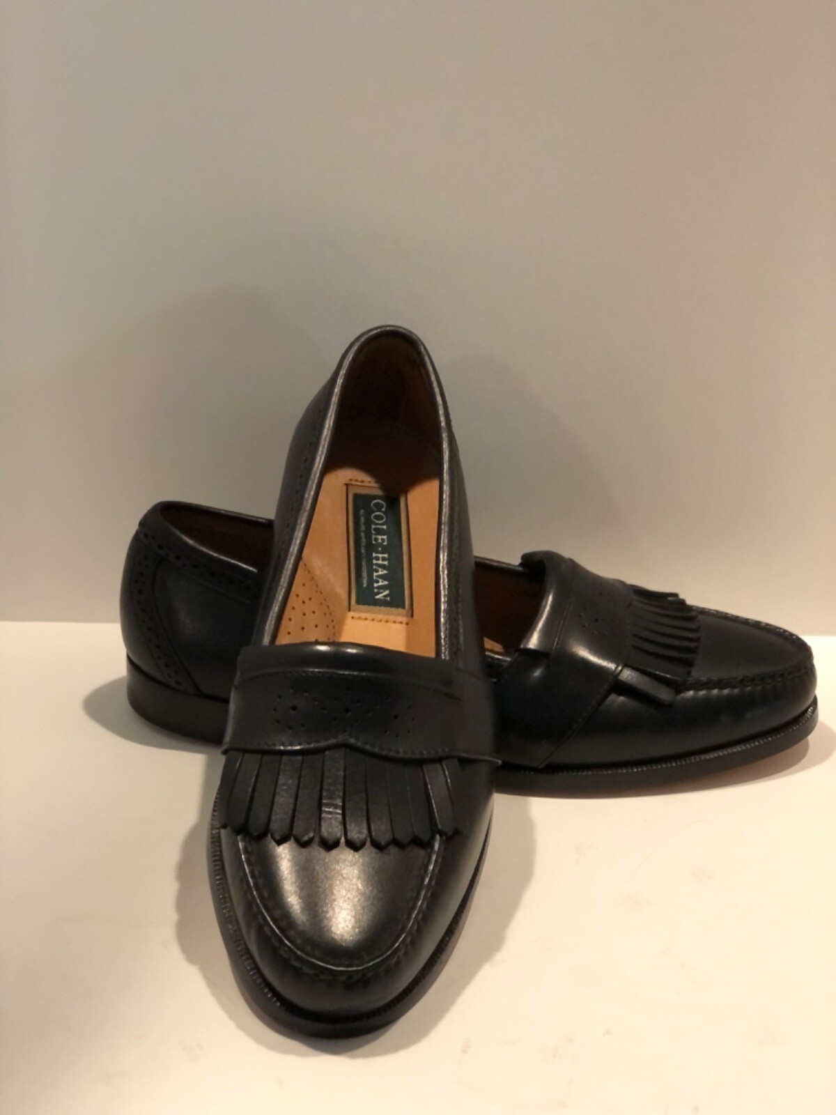 NWOT COLE  HAAN ITALY HANDMADE BLACK LEATHER KILTIE MOC TOE LOAFERS SZ 8 D image 3