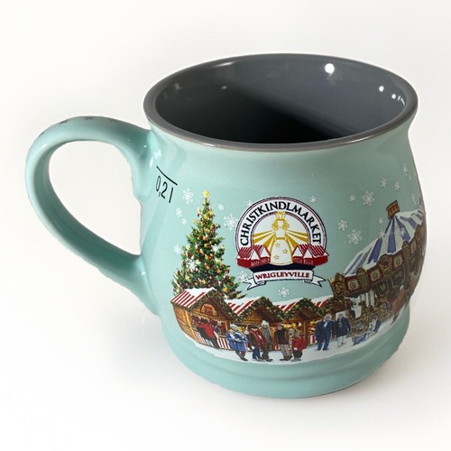 Tazza di Natale 2023 Wrigleyville Chicago Christkindlmarket souvenir Wrigley Field - Foto 2 di 19