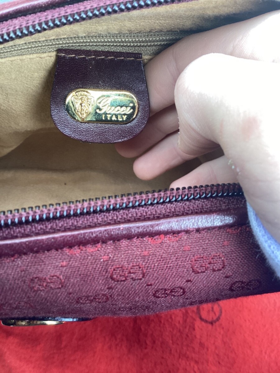 1983 Gucci vintage shoulder bag made in Italy burgundy canvas