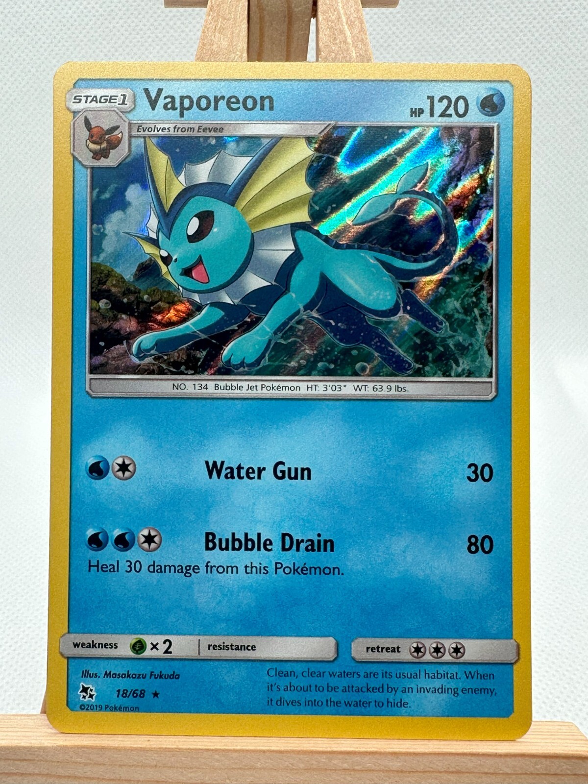 Vaporeon Holo NM Hidden Fates 18/68 Pokemon