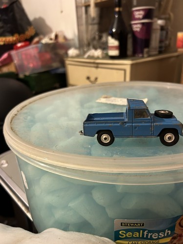 CORGI TOYS - LAND ROVER 109" W.B. in Blue UNBOXED - Picture 4 of 6