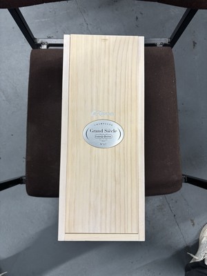 Laurent Perrier Grand Siecle Vintage - Empty wooden Champagne Box