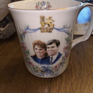 ROYAL ALBERT TASSE PRINZ ANDREW UND SARAH FERGUSON ROYAL WEDDING 1986