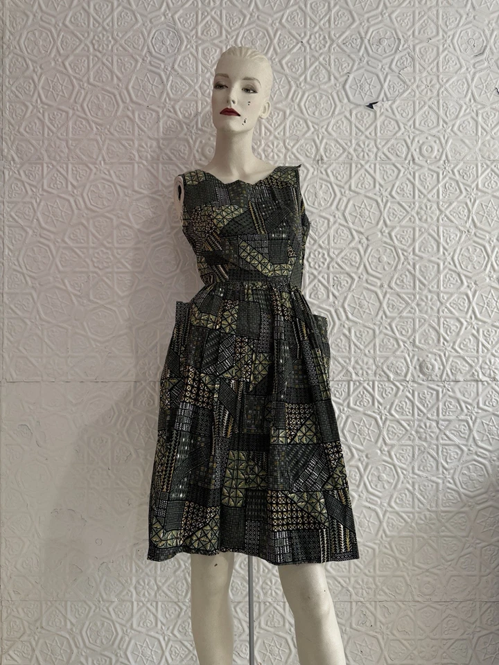Vestido de día vintage años 50 estampado en bloques-vestido de verano-vestido de algodón-verde Foto 2 de 4