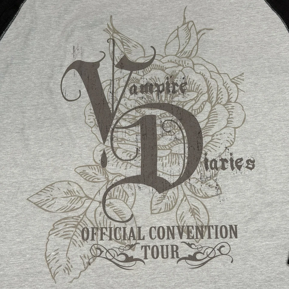 Рубашка реглан Vampire Diaries Official Convention Tour New Era серая черная размер L - Изображение 3 из 4