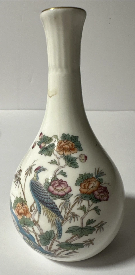 Jarrón Wedgwood Kutani Crane Bone China 5 1/4" como nuevo Foto 3 de 4