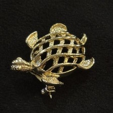 Gold Tone Sea Turtle Brooch Pin Openwork Lattice Shell Coastal Ocean Jewelry
