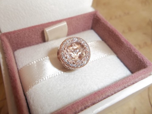 Genuine Pandora Radiant Hearts Sparkling Clear Rose Gold Charm 781725CZ - Picture 1 of 3