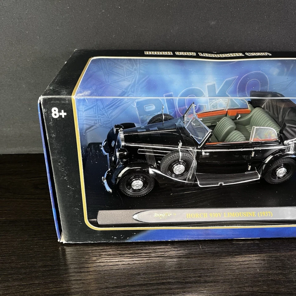NEW 1937 RICKO HORCH 930V BLACK LIMOUSINE DIECAST CAR MODEL 1:18 SCALE - Image 3 of 4