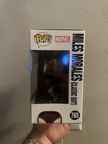 Funko Pop! Marvel - Miles Morales (traje clásico) #765 como nuevo se envía en protector - Imagen 2 de 5