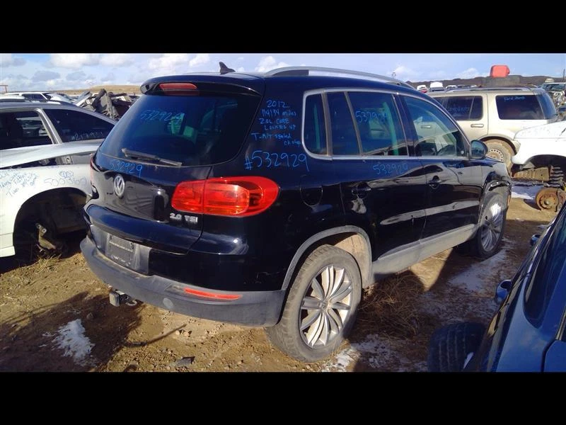 Used Rear Right Lower Lower Control Arm Rear fits: 2012 Volkswagen Tiguan Sdn ti Foto 4 de 4