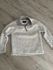True Grit Gray Sherpa Pullover Size Medium