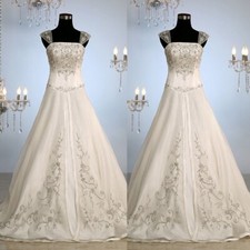 Vintage Ivory Wedding Dresses with Lace Appliques A Line Tulle Bridal Gowns