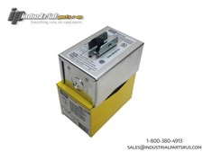 Hubbell HBL1379D 3 Pole Disconnect Switch w/ 1 Enclosure 30 amp 600V