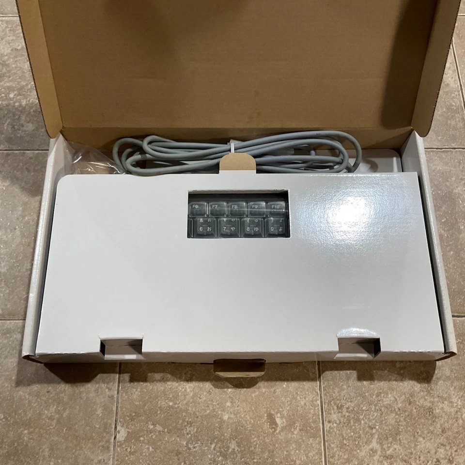 Dreamcast Clear Keyboard HKT-4000 Transparent Skeleton Official SEGA Region FREE - Image 3 of 4