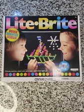 Basic Fun 02215 Lite-Brite Ultimate Classic Toy