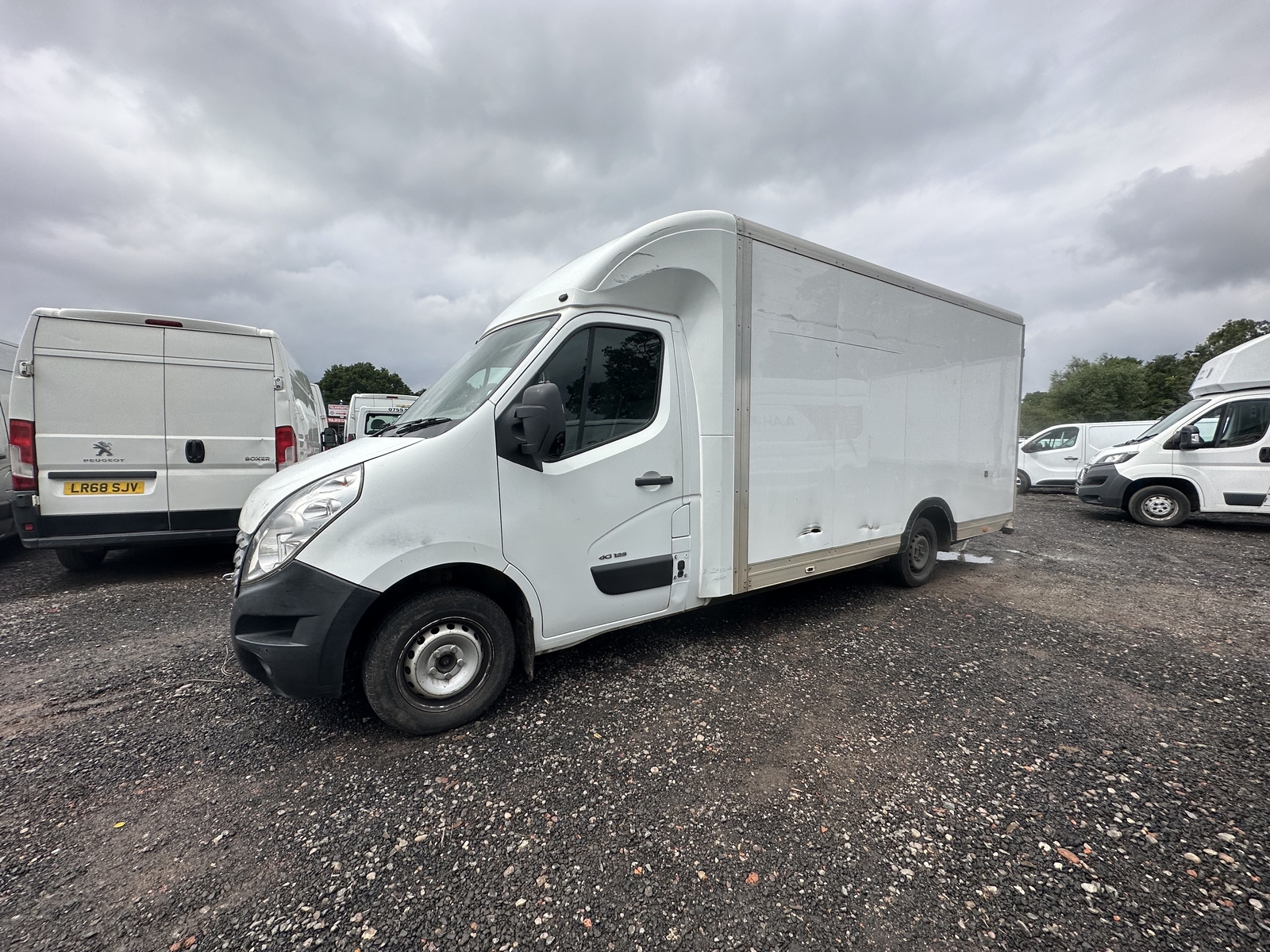 2012 Renault Trucks Master High Roof Luton Box Van Side Rack Spares or Repairs eBay