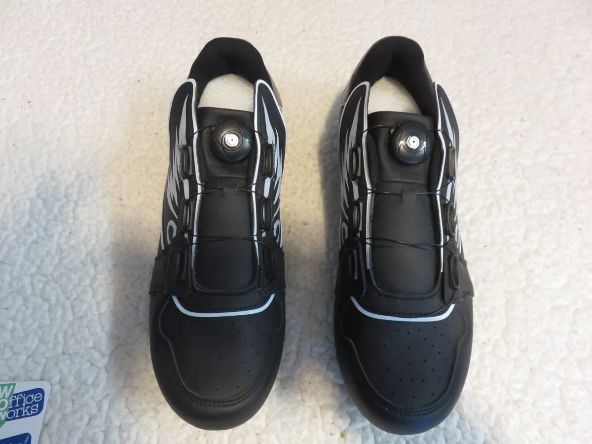 Bicycle shoes hotsell without cleats