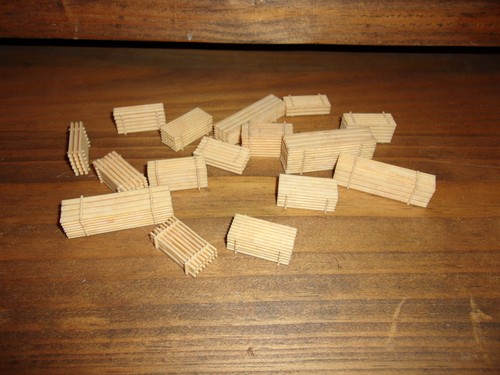 HO Scale Lumber Loads, 16 pcs